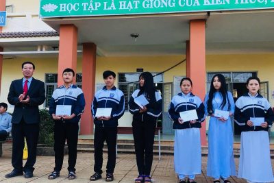 Trường THPT Đăk Glong tổ chức Sơ kết học kỳ I năm học 2018-2019