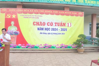 Sinh hoạt dưới cờ tuần 13