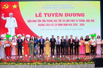 VINH DANH GƯƠNG ĐIỂN HÌNH TIÊN TIẾN TRONG HỌC TẬP VÀ LÀM THEO TƯ TƯỞNG, ĐẠO ĐỨC, PHONG CÁCH HCM